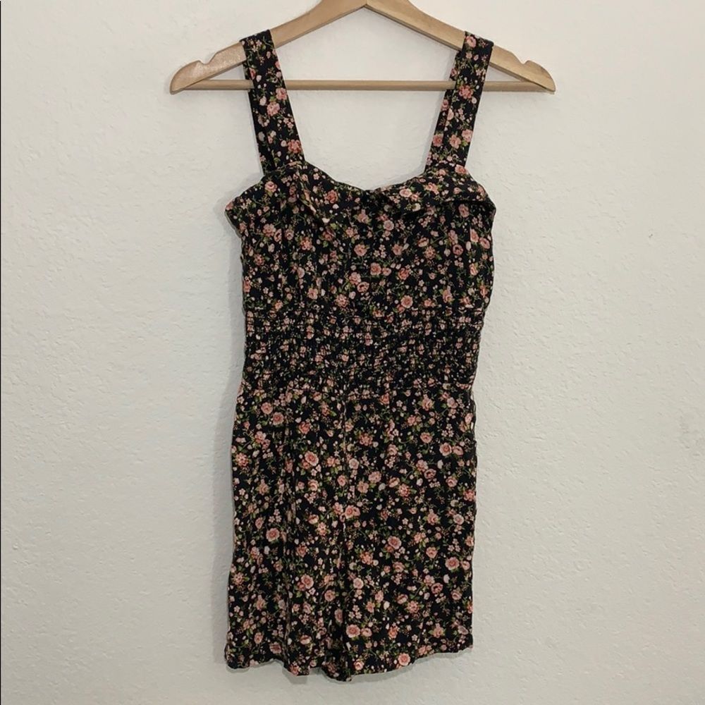🛍Papaya floral romper-M